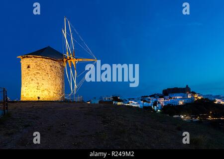 Les moulins à vent de Chora, Patmos, Dodécanèse, îles grecques, Grèce, Europe Banque D'Images