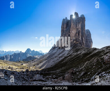 Trekking au Parc National Tre Cime di Lavaredo. , Dolomites Tyrol du Sud, Italie Banque D'Images