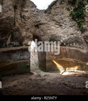 Le grec ancien cimetière mycénien Pelana en place Banque D'Images