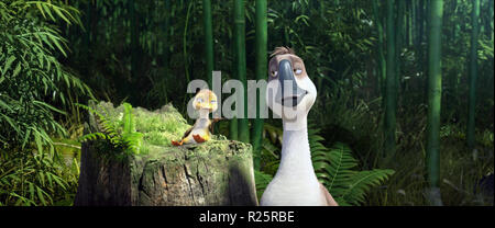Duck Duck Goose est une animation par ordinateur 2018 comédie film réalisé par Chris Jenkins et avec les voix de Jim Gaffigan, Zendaya et Carl Reiner. Cette photo est pour un usage éditorial uniquement et est l'auteur de la société film et/ou le photographe attribué par le film ou la société de production et ne peut être reproduite que par des publications dans le cadre de la promotion du film ci-dessus. Un crédit obligatoire pour l'entreprise de film est nécessaire. Le photographe devrait également être portés lorsqu'il est connu. Banque D'Images