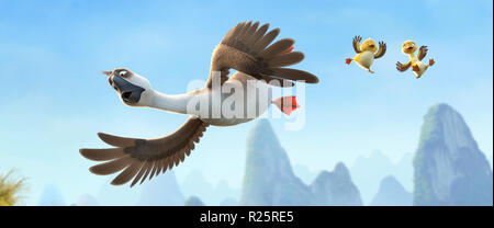 Duck Duck Goose est une animation par ordinateur 2018 comédie film réalisé par Chris Jenkins et avec les voix de Jim Gaffigan, Zendaya et Carl Reiner. Cette photo est pour un usage éditorial uniquement et est l'auteur de la société film et/ou le photographe attribué par le film ou la société de production et ne peut être reproduite que par des publications dans le cadre de la promotion du film ci-dessus. Un crédit obligatoire pour l'entreprise de film est nécessaire. Le photographe devrait également être portés lorsqu'il est connu. Banque D'Images