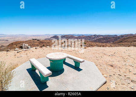 Pique-nique dans la région de Spreetshoogte pass, Namibie Banque D'Images