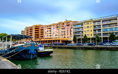 Bateaux de plaisance sur le Canal du Midi, Toulouse, France Banque D'Images