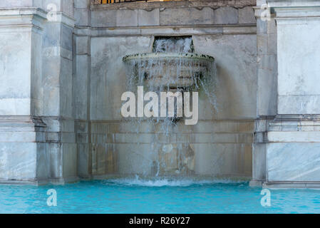 Fontana dell'acqua Paola a également connu comme il Fontanone, la grande fontaine est une fontaine monumentale située sur le mont Janicule à Rome. L'Italie. Banque D'Images