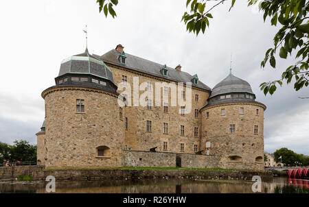 Orebro, Suède - le 18 août 2017 : vue extérieure du château d'Orebro. Banque D'Images