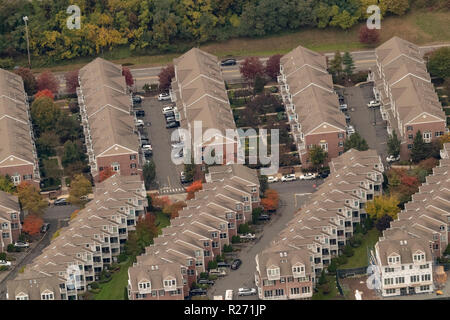 Vue aérienne d'hélicoptères de l'ensemble immobilier, à Albany, Cour, à l'ouest de New York, New Jersey, USA Banque D'Images