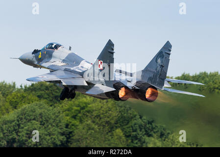 Un Mikoyan MiG-29 Fulcrum multirole fighter jet de l'Armée de l'Air polonaise. Banque D'Images