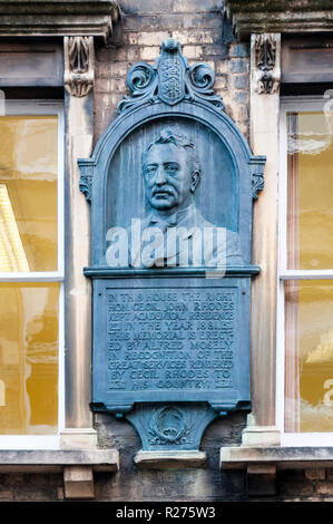 Plaque commémorative sur la maison une fois occupé par Cecil Rhodes dans King Edward Street, Oxford. Plus de détails dans la description. Banque D'Images