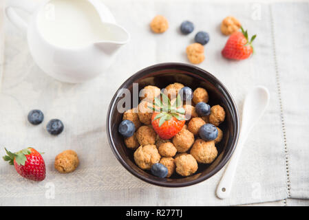 Petit-déjeuner sain fait maison pop Banque D'Images