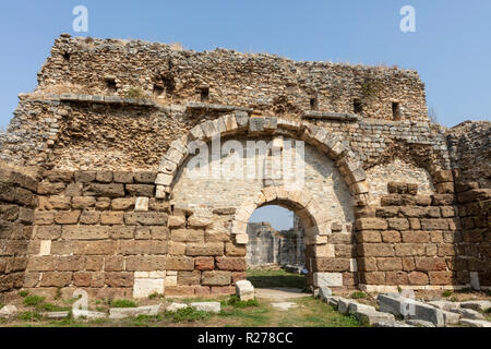 Ruines de l'ancienne helenistic ville de Milet situé près du village moderne de Balat dans Aydn, Province de la Turquie. Bains romains, Calidaium. Banque D'Images