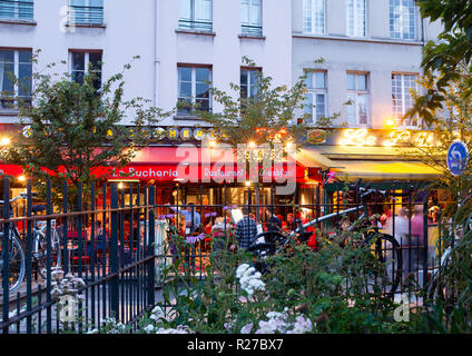 Restaurants, cafés et bars dans le coeur du 5ème arrondissement., Quartier Latin, Paris, France Banque D'Images