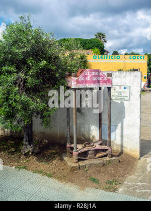 SARDAIGNE, ITALIE - 22 MAI 2018 : Moulin à huile d'olive et musée à Dolianova Banque D'Images