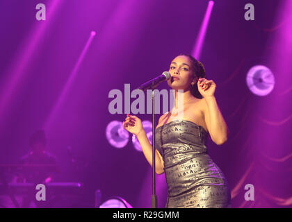 Auteur-compositeur-interprète britannique Jorja Smith sur la première des deux vendu dehors une nuit d'été à l'O2 Academy Brixton le mercredi 17 octobre 2018 (Photos par Ian Bines/WENN) comprend : Jorja Smith Où : London, Royaume-Uni Quand : 17 Oct 2018 Source : WENN.com Banque D'Images