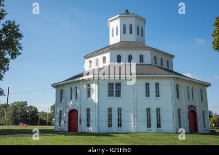 Lexington, Kentucky, United States-July 15,2017 : Souvenirs de Stable Standardbred architecture octogonale à Lexington, Kentucky Banque D'Images