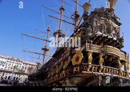 Roman Polanski's 'Pirates Des Caraïbes' galleon, Gênes, Italie Banque D'Images