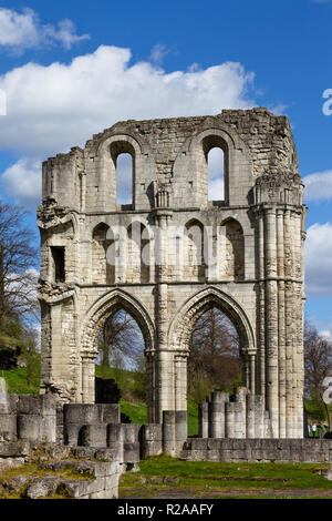 Roche Abbey, abbaye ruines près de Maltby, South Yorkshire, Angleterre Banque D'Images