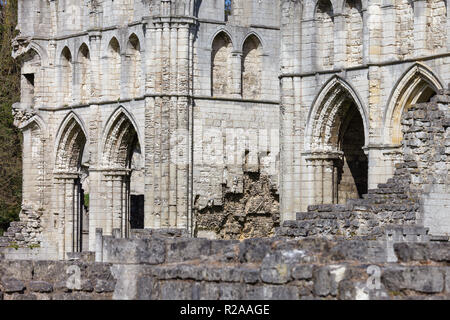 Roche Abbey, abbaye ruines près de Maltby, South Yorkshire, Angleterre Banque D'Images
