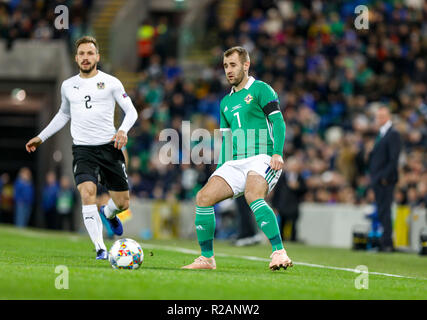 Windsor Road, Belfast, Irlande du Nord. 18 Nov, 2018. Nations Unies l'UEFA football Ligue, l'Irlande du Nord contre l'Autriche ; Niall McGinn (Irlande du Nord) en action : Action Crédit Plus Sport/Alamy Live News Banque D'Images