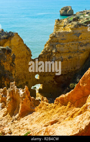 Formations rocheuses inhabituelles, Praia Sao Rafael, Sao Rafael Beach, Algarve, Portugal Banque D'Images