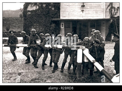 L'invasion de l'Allemagne nazie occupation de la Pologne le passage illégal et l'occupation de la frontière polonaise à Sopot par les troupes de l'Allemagne nazie ont semé le début et le déclenchement de la Seconde Guerre mondiale de WW2 1 septembre 1939 Banque D'Images