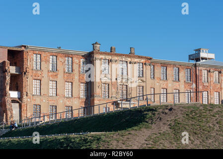 Vue sur le château de Zerbst dans la ville de Zerbst en Saxe-Anhalt. C'était la résidence château des princes d'Anhalt-Zerbst et a été lourdement endommagé Banque D'Images