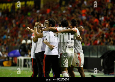 Recife, Brésil. 18 Nov, 2018. PE - Recife - 18/11/2018 - Un brésilien en 2018, Sport Recife x Flamengo Flamengo - player célèbre son but au cours de match contre le sport à Ilha do Retiro Stadium pour le championnat brésilien UN 2018. Photo : Paulo Paiva / AGIF : Crédit AGIF/Alamy Live News Banque D'Images