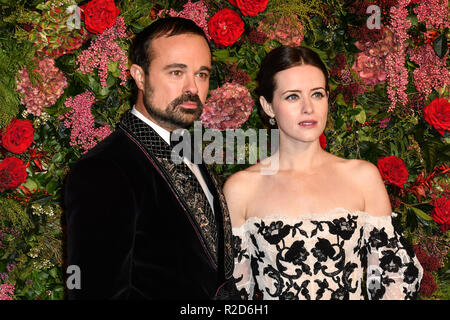 Claire Foy assiste à la 64e Evening Standard Theatre Awards au Théâtre Royal, le 18 novembre 2018, Londres, Royaume-Uni. Banque D'Images