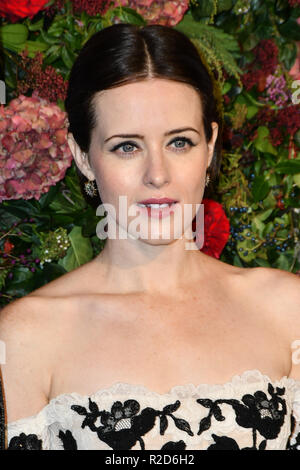 Claire Foy assiste à la 64e Evening Standard Theatre Awards au Théâtre Royal, le 18 novembre 2018, Londres, Royaume-Uni. Banque D'Images