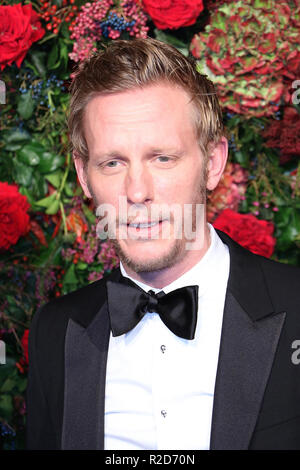 Londres, Royaume-Uni. 18 Nov, 2018. Laurence Fox, 64e Evening Standard Theatre Awards, Theatre Royal Drury Lane, Londres, Royaume-Uni. 18 Nov, 2018. Photo par Richard Goldschmidt : Riche de crédit Gold/Alamy Live News Banque D'Images