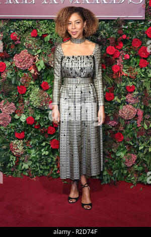 Londres, Royaume-Uni. 18 Nov, 2018. Sophie Okonedo, 64e Evening Standard Theatre Awards, Theatre Royal Drury Lane, Londres, Royaume-Uni. 18 Nov, 2018. Photo par Richard Goldschmidt : Riche de crédit Gold/Alamy Live News Banque D'Images