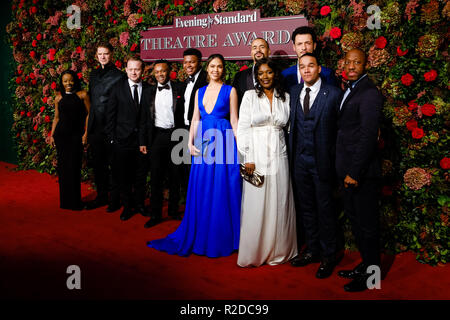 Londres, Royaume-Uni. 18 novembre, 2018. Le cast de encore de Hamilton au 64ème Evening Standard Theatre Awards 2018 le dimanche 18 novembre 2018 tenue au Theatre Royal Drury Lane, London. Photo : Michael Jibson, Jason Pennycooke, Tarinn Callender, Christine Allado, Obioma Ugoala, Rachel John, Jamael Westman, Cleve Septembre , Giles Terera. Credit : Julie Edwards/Alamy Live News Banque D'Images