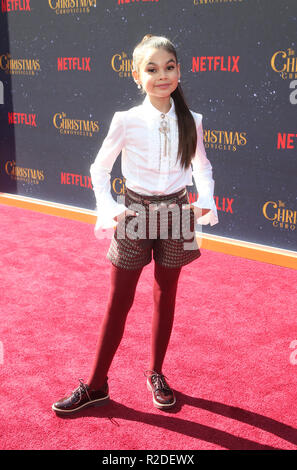 LOS ANGELES, CA - le 18 novembre : Ariana Greenblatt au bac 2007 Première mondiale de l chroniques de Noël à Bruin Westwood à Los Angeles, Californie le 18 novembre 2018. Credit : Faye Sadou/MediaPunch Banque D'Images