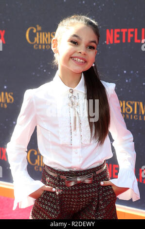 LOS ANGELES, CA - le 18 novembre : Ariana Greenblatt au bac 2007 Première mondiale de l chroniques de Noël à Bruin Westwood à Los Angeles, Californie le 18 novembre 2018. Credit : Faye Sadou/MediaPunch Banque D'Images