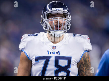 18 novembre 2018 : Tennessee Titans offensive ligne Jack Conklin (78) au cours de l'action de jeu de football américain NFL entre les Tennessee Titans et les Indianapolis Colts au Lucas Oil Stadium à Indianapolis, Indiana. Battu Indianapolis Indiana 38-10. John Mersits/CSM. Banque D'Images