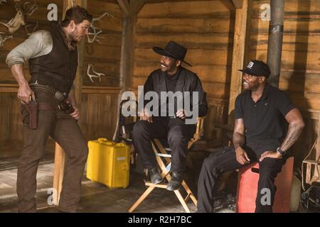 Le magnifique sept Année : 2016 USA Réalisateur : Antoine Fuqua Chris Pratt, Denzel Washington, Antoine Fuqua Shooting photo Banque D'Images