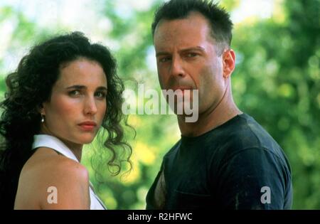 Hawk Hudson USA Année : 1991 Réalisateur : Michael Lehmann Bruce Willis, Andie MacDowell Banque D'Images