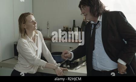 Toni Erdmann Année : 2016 Réalisateur : Allemagne / Autriche Maren Ade Sandra Huller, Peter Simonischek Banque D'Images