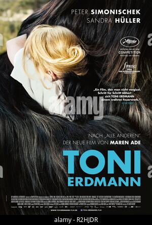 Toni Erdmann Année : 2016 Réalisateur : Allemagne / Autriche Maren Ade Sandra Huller (Tous) affiche de film Banque D'Images