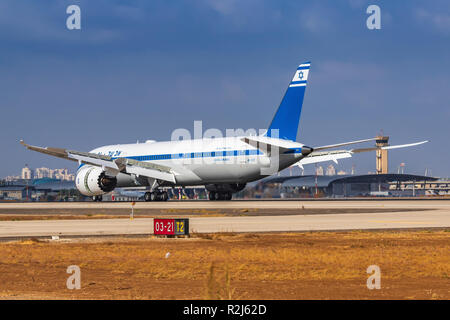 El Al Boeing 787-9 Dreamliner a photographié à l'aéroport Ben Gourion, Israël Banque D'Images