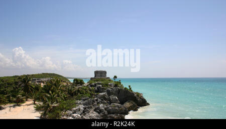 Les ruines mayas de Tulum - sur la mer Banque D'Images