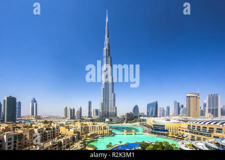 Vue de l'Emaar park et la construction de Burj Khalifa, Dubai, Banque D'Images