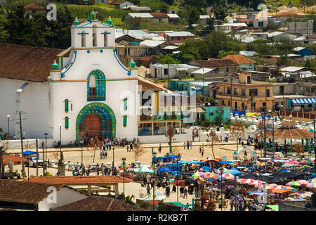 Jour de marché à Chamula, Chiapas, Mexique Banque D'Images