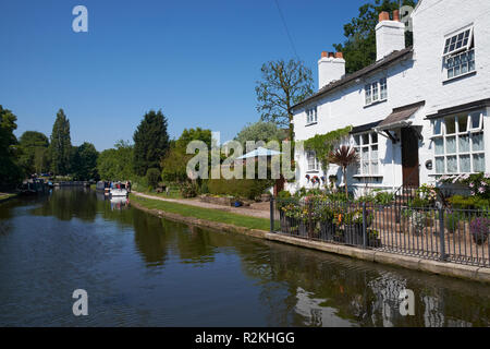 Le canal de Bridgewater à Lymm, Cheshire, Royaume-Uni. Banque D'Images