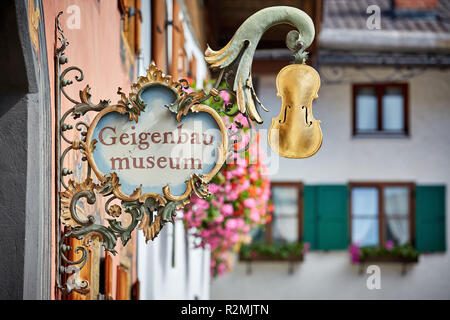 Inscrivez-vous au musée de la lutherie Mittenwald Banque D'Images