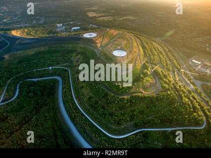 Vue aérienne, l'obélisque, observatoire de l'horizon Herten, astuce Hoheward, Recklinghausen, Ruhr, Rhénanie du Nord-Westphalie, Allemagne, Europe, Banque D'Images