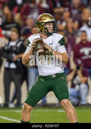 17 novembre 2018, College Station, TX...UAB quarterback Blazer, Tyler Johnston III (17), au cours de la NCAA football match entre le Texas A&M Aggies et l'UAB Blazers, College Station, TX. (Photographe complète absolue & Company Crédit : Joseph Calomeni MarinMedia.org / / Cal Sport Media) Banque D'Images