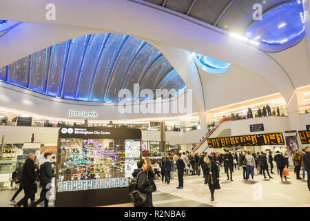 Grand Central,shopping,animation,restauration,mall, ancrée,PAR,John Lewis,store,et,de,Hall,New Street Station,train,Birmingham, Angleterre, Banque D'Images