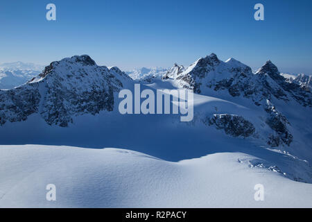 Vue sur la montagne de Silvrettahorn Piz Buin, Silvretta,Alpes Vorarlberg, Autriche Banque D'Images