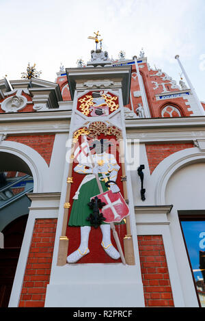 Détail. Maison des Têtes Noires est un immeuble situé dans la vieille ville de Riga. Le bâtiment original a été construit pendant le premier tiers du 14e c Banque D'Images