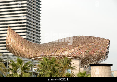 Frank Gehry's peix sur la plage de Barcelone,u200BU200bspain Banque D'Images